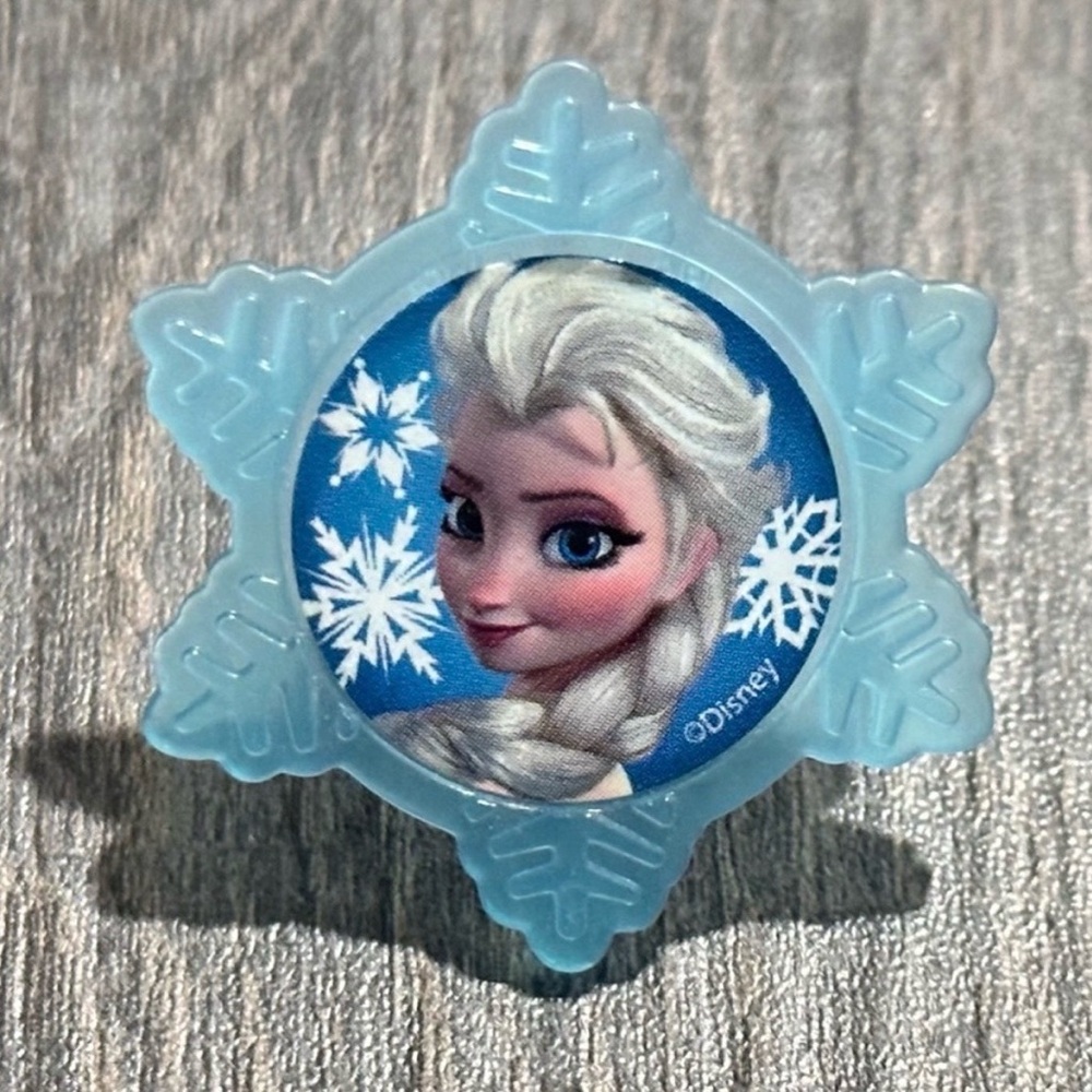 💞 Disney Frozen Queen Elsa Blue Snowflake Ring